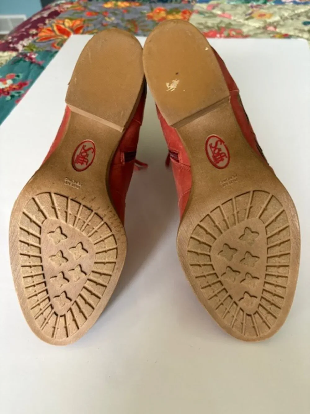 Sofft embroidered leather bootie - Picture 6 of 8